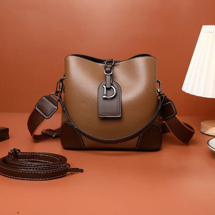 ✨This Week's Special Price $32.99💥💗PU Leather Niche Women's Shoulder Bag👜